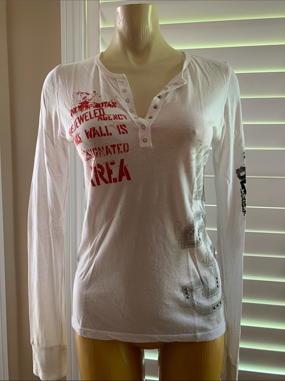 White Long-Sleeve Henley Tee with Red Graphic
